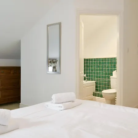 Holiday home Leyfield Coach House